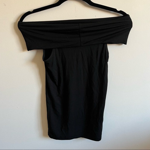 Aritzia Wilfred off the shoulder top - Picture 5 of 6